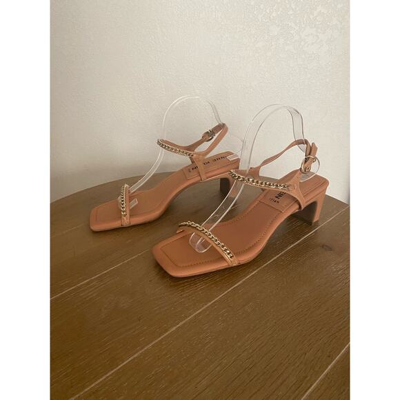 Anne Klein 9 Jelina heeled chain sandal - Picture 3 of 9